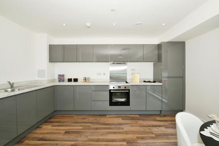 3 bedroom apartment to rent - Photo 4