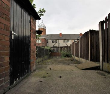 2 bedroom terraced house to rent - Photo 4