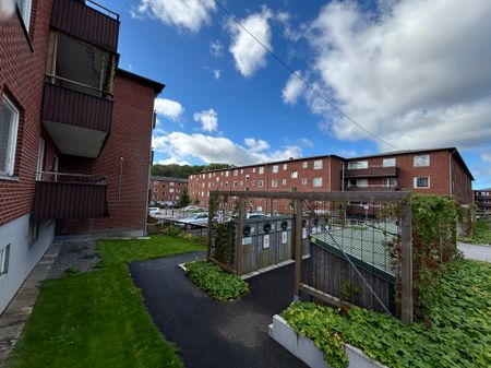 Våmmedalsvägen 82 - Photo 2