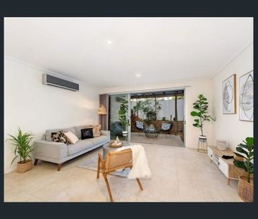 Low-Maintenance Living in the Heart of Robina - Photo 1