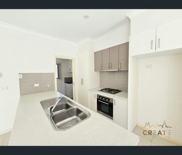 2/69 Warwick Road, Sunshine North, Vic 3020 - Photo 1