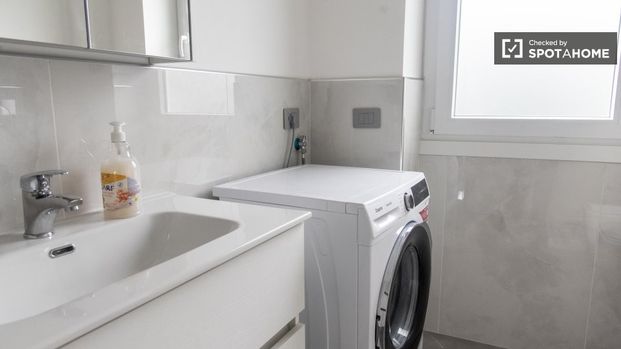 rome, Lazio 00135 - Photo 1