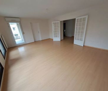 Location appartement T5 116.00m² à Reims (51100) - Photo 1