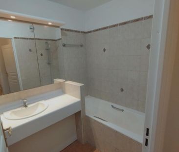 Appartement Courbevoie 4 pièce(s) 83.29 m2, - Photo 5