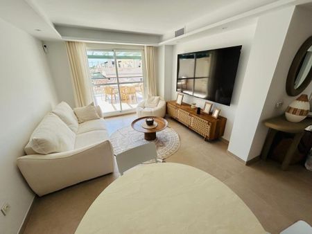 Luxury Flat for rent in Málaga, Spain - Photo 2