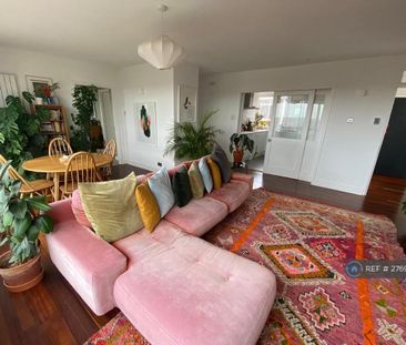 2 bedroom flat to rent - Photo 6