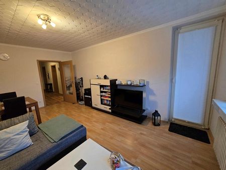 Großzügige 4-Zimmerwohnung mit Weitblick zu vermieten! - Photo 2