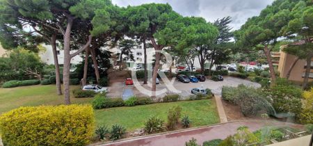 PORT DE HYERES - Studio Meublé - Photo 4