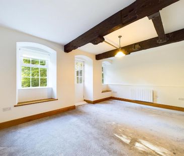 4 bedroom end of terrace house to rent - Photo 4