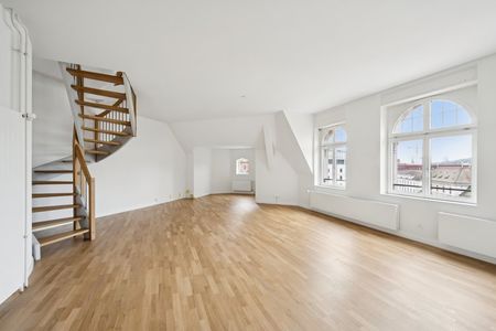 3.5 Zimmer, 154 m², 4. Stock - Foto 2