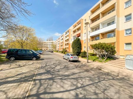 ! Frisch saniert - Ihre Schlüssel zum Glück warten ab Februar 2026 auf Sie! - Photo 4