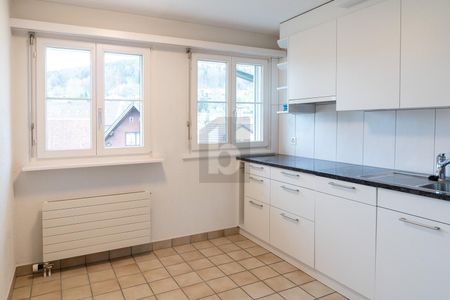 TWO FLOORS IN A CENTRAL LOCATION! - Photo 2