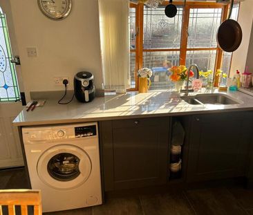 2 bedroom terraced house to rent - Photo 6