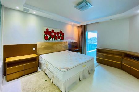 Luxuosa Casa em Arujá: 5 Suítes e Piscina! - Foto 4