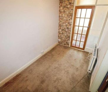 Chapel Terrace, Allerton, BD15 - Photo 6