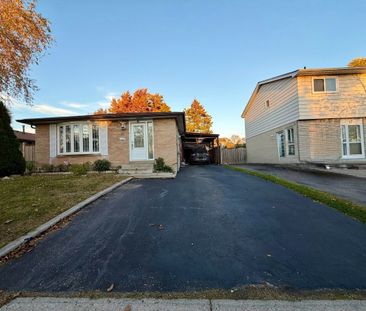 For Lease - 15 Hutcherson Square, Toronto, Ontario - Photo 3
