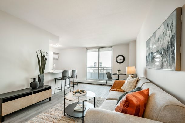 100 Forest Avenue - Photo 1