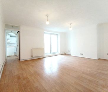 1 Bed Flat, Basement, BN1 - Photo 1