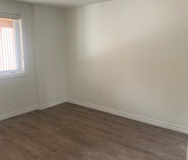 For Lease - 142 Rivertrail Avenue, Kitchener, Ontario - Photo 1