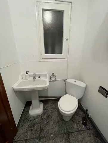 Carrer de Sepúlveda, Barcelona, Catalonia 08011 - Photo 3