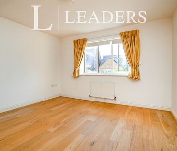 4 bedroom house to rent Wellingtonia Close, Shepshed, Loughborough,... - Photo 4