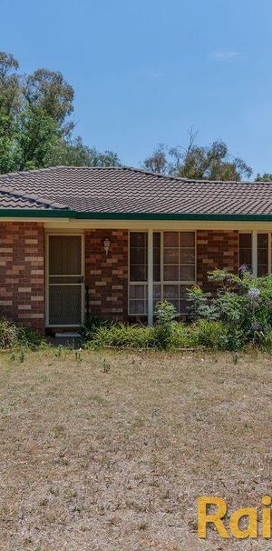 Convenient Family Home - Photo 1