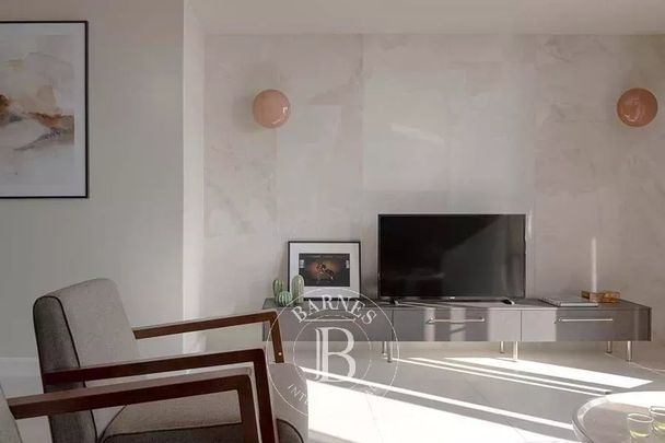 Location Appartement 2 pièces 53m² ST CYR AU MONT D OR 69450 - Photo 1