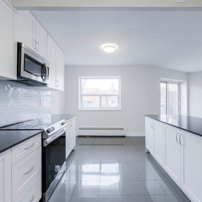 Lakeshore Apartments - Photo 1