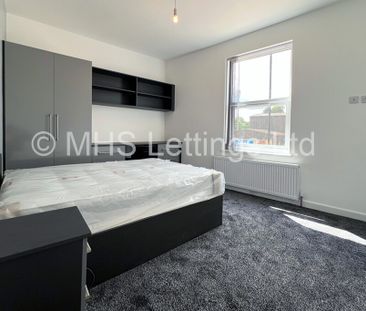3 Bedroom End Terraced House for rent in Harold Grove - Photo 5