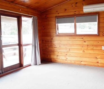 Sunny 2 bedroom for rent!! - Photo 4