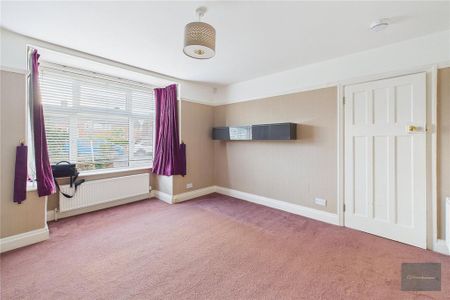 5 bedroom semi-detached house to rent - Photo 4