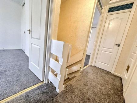 3 bed terraced house to rent in NE38 - Photo 3