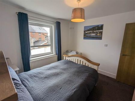 Apartment 12 Strand Central 27 Hillfoot Street - Photo 4