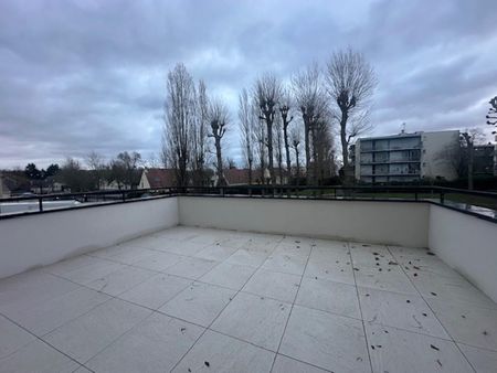 location Appartement T2 DE 45.74m² À PLAISIR - Photo 4