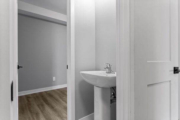 For Lease - 5002 King Street Unit# 309, Lincoln, Ontario - Photo 1