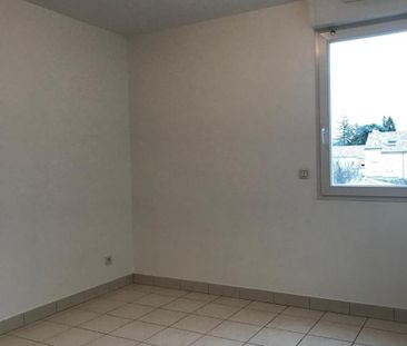 Location Appartement 3 pièces 70m² VALENCE 26000 - Photo 3