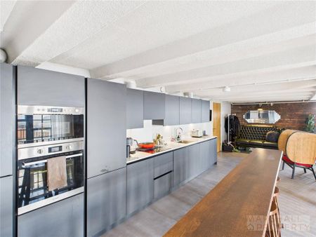 3 bedroom penthouse to rent - Photo 4