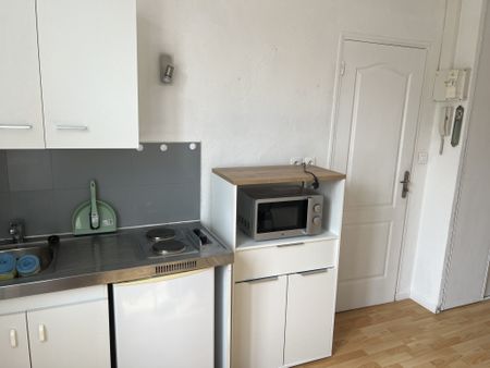 Location Appartement 1 pièce 19m² AMIENS 80000 - Photo 4