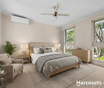 Charming Dingley Village Family Home - Photo 1