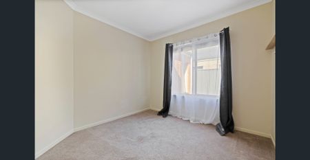 Stylish Family Living in Popular Blakeview Location - Photo 5