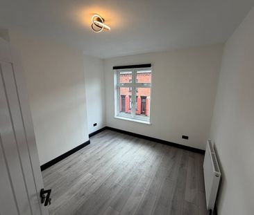 3 Bed Terraced House, Kensington St, LE4 - Photo 3