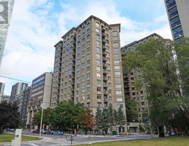 1601 - 85 BRONSON AVENUE | 1601 - 85 BRONSON AVENUE, Ottawa - Photo 1