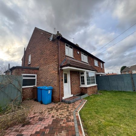 3 bedroom semi-detached house to rent - Photo 4