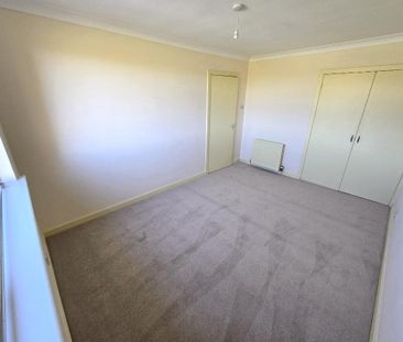 2 bedroom bungalow to rent - Photo 3