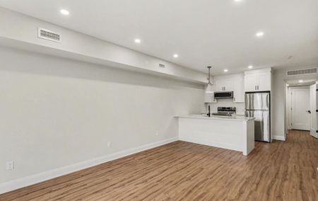 For Lease - 35 Monk Street Unit# 3, Glebe - Ottawa East and Area, Ontario - Photo 5