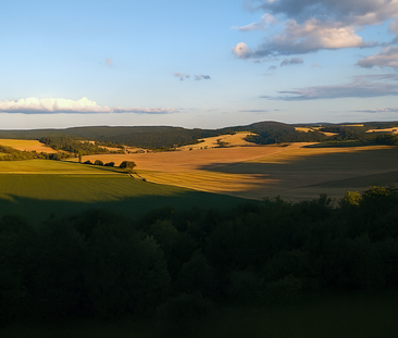 Helle 4-Raum-Wohnung mit Balkon, Naturidylle und Stellplatz – Nähe ... - Foto 1