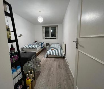 3 bedroom apartment to rent - Photo 5