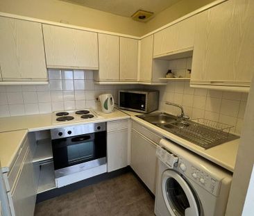 1 bedroom flat to rent - Photo 6