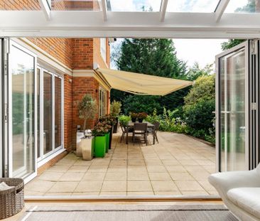 6 bedroom detached house to rent - Photo 3