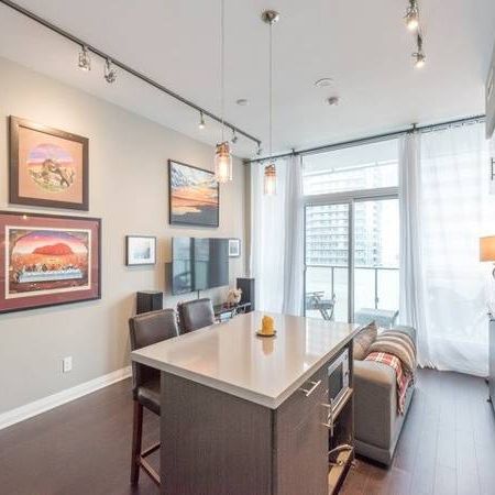 8 MERCER ST. #1812 - MODERN 1BED+DEN/1BATH, LAUNDRY, BALCONY - Photo 3